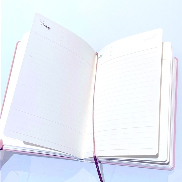 *NEW* Pink Daily Log Notebook / Journal - Picture 2 of 4